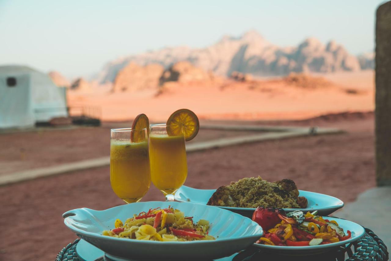 Zeina Desert Lodge Wadi Rum Buitenkant foto