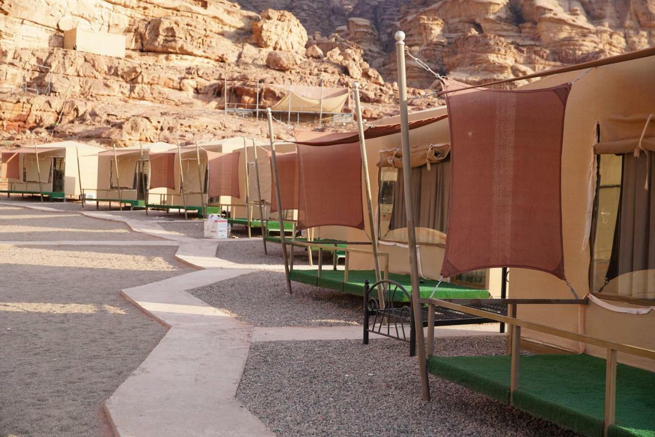 Zeina Desert Lodge Wadi Rum Buitenkant foto