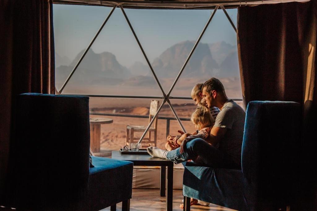 Zeina Desert Lodge Wadi Rum Buitenkant foto